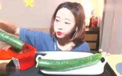 娱乐吃瓜酱燃脂,揭秘明星健身秘诀与美食诱惑